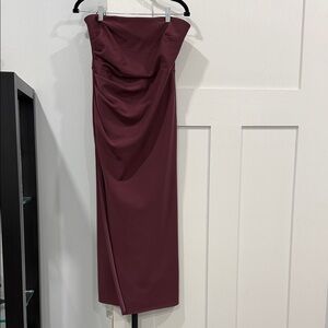 Abercrombie & Fitch Strapless Maroon Dress